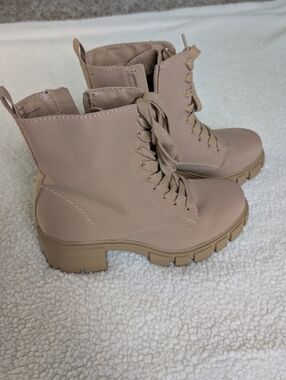 GUC Platform High Top Combat Chelsea Boots